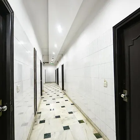 Fabhotel Delhi Darbar Near Karol Bagh Market-3